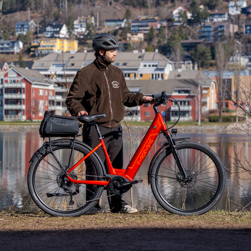 Momas Balance+ 2026 - Red - S (EN50604 battery, Digiwise display)