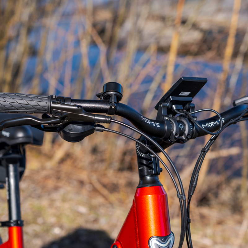 Momas Balance+ 2026 - Red - S (EN50604 battery, Digiwise display)