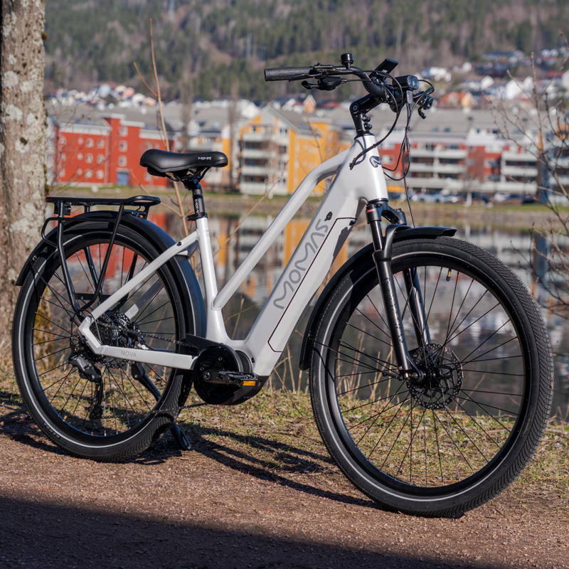 Momas Nova Weiß - S