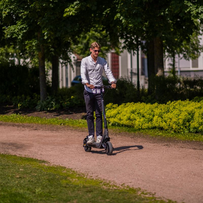 E2S V2 Urban Max 2025 - Black - Air - 25 km/h EU
